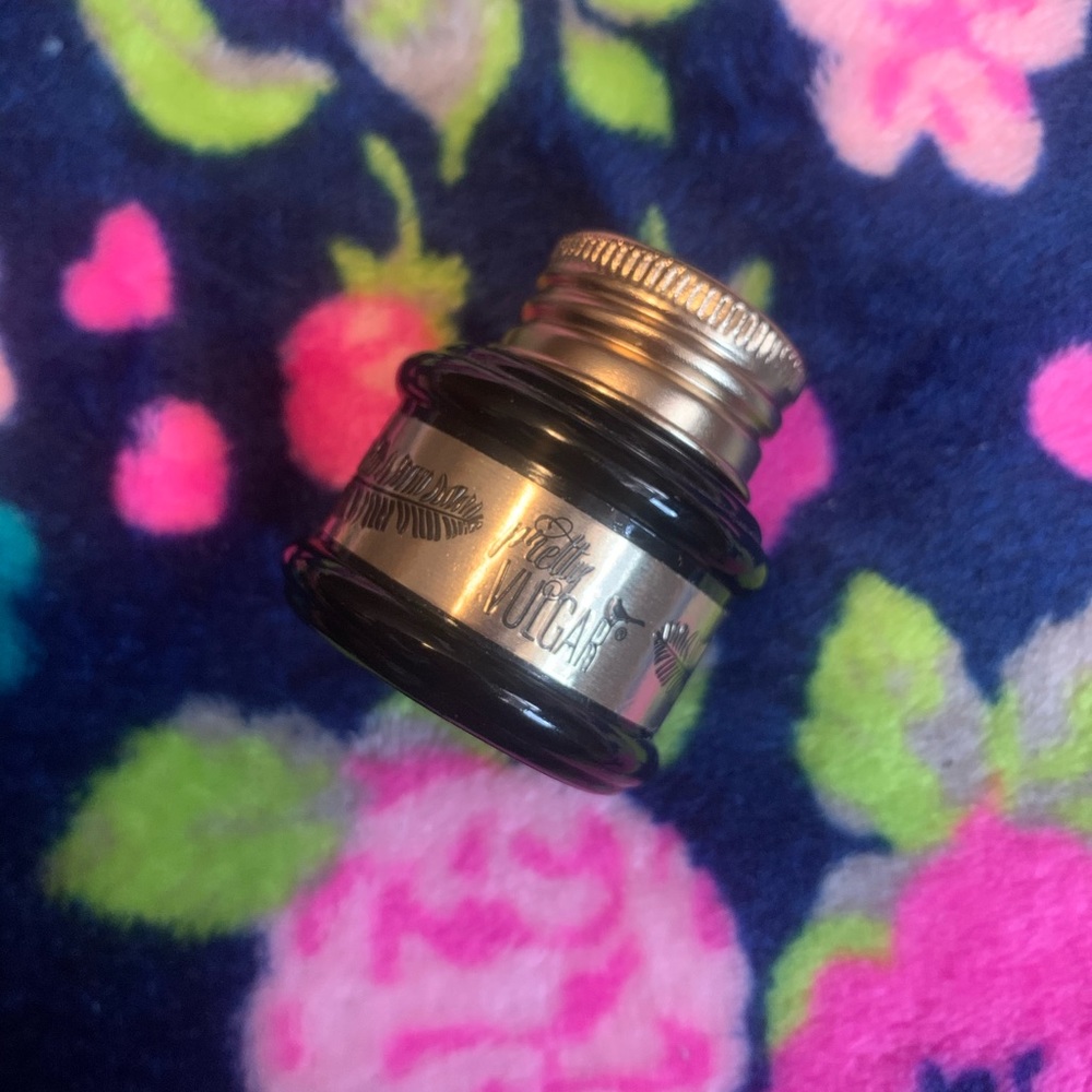 Pretty Vulgar Gel Eyeliner